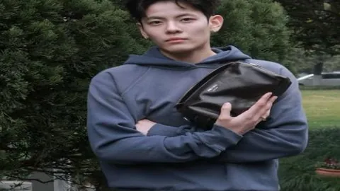 前魔兽世界设计师新作Arkheron今日开测